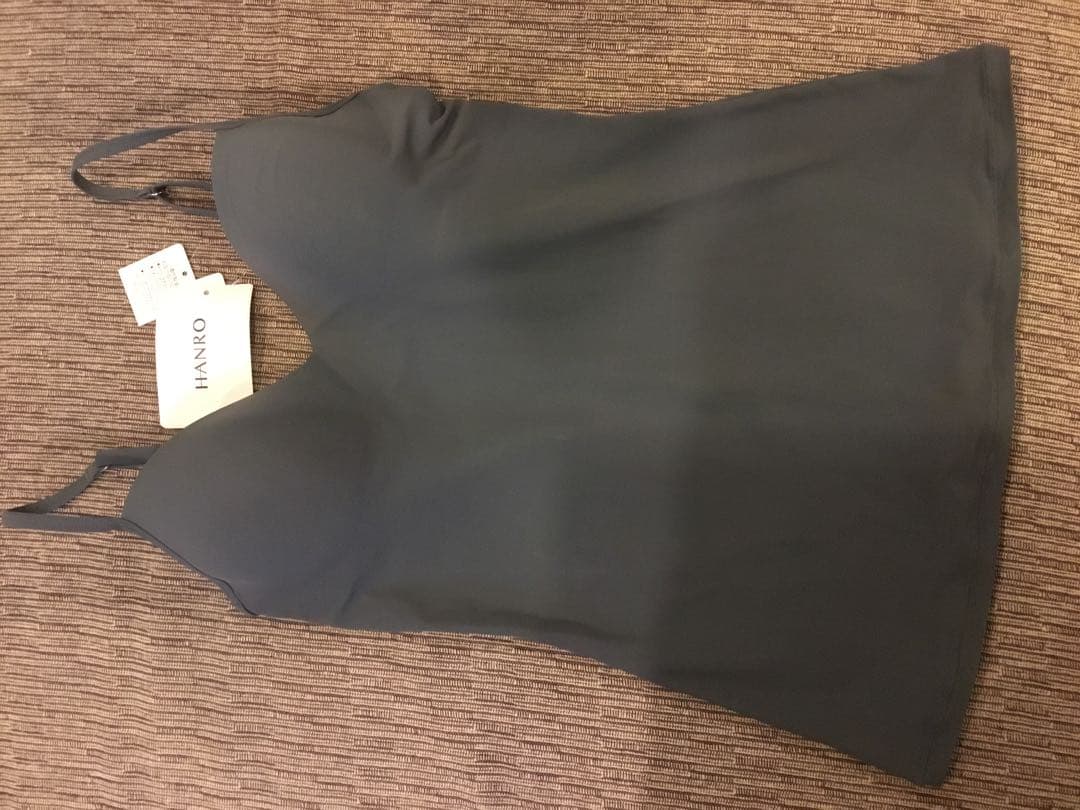 【未使用美品】HANRO ALLURE カップ付きキャミ 34B グレー