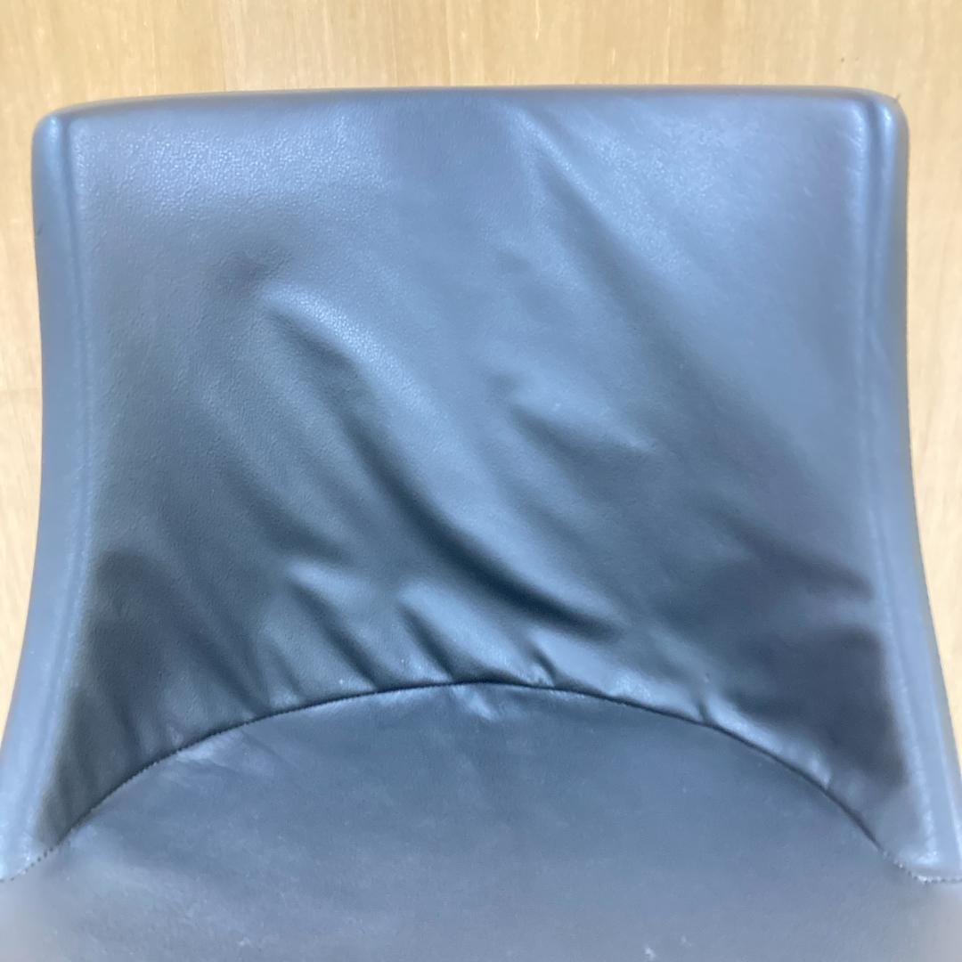 革張　ダイニングチェア　椅子　B