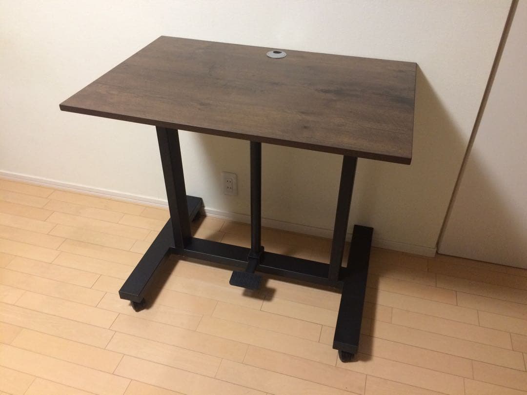 スタンディングデスク