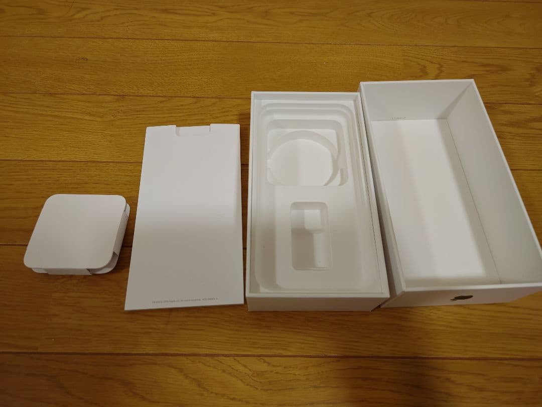 iPhone XR Black 64GB SIMフリー 背面割れ 動作確認済