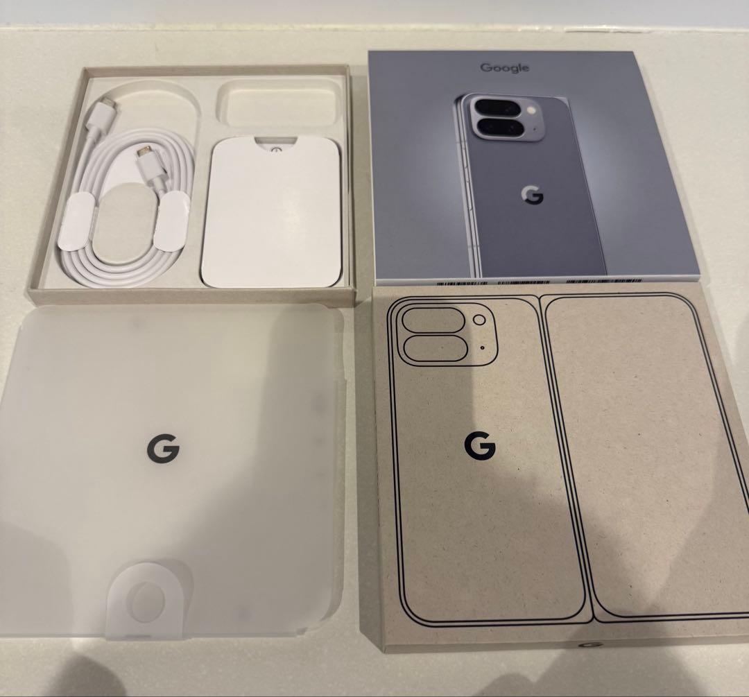 【美品】Google Pixel 10 Pro Fold ムーンストーン