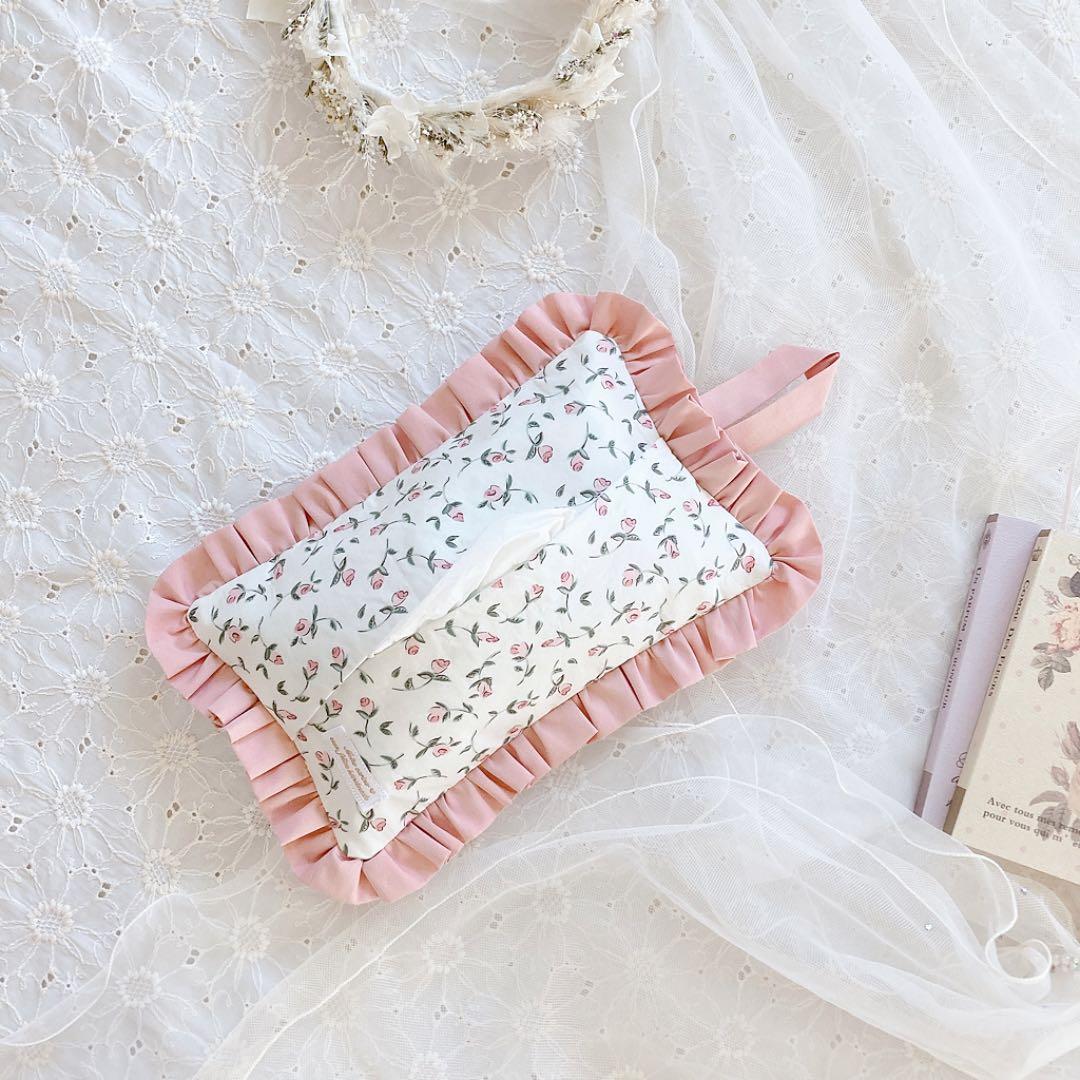 フリルティッシュカバー　ハンドメイド♡₊⁺
