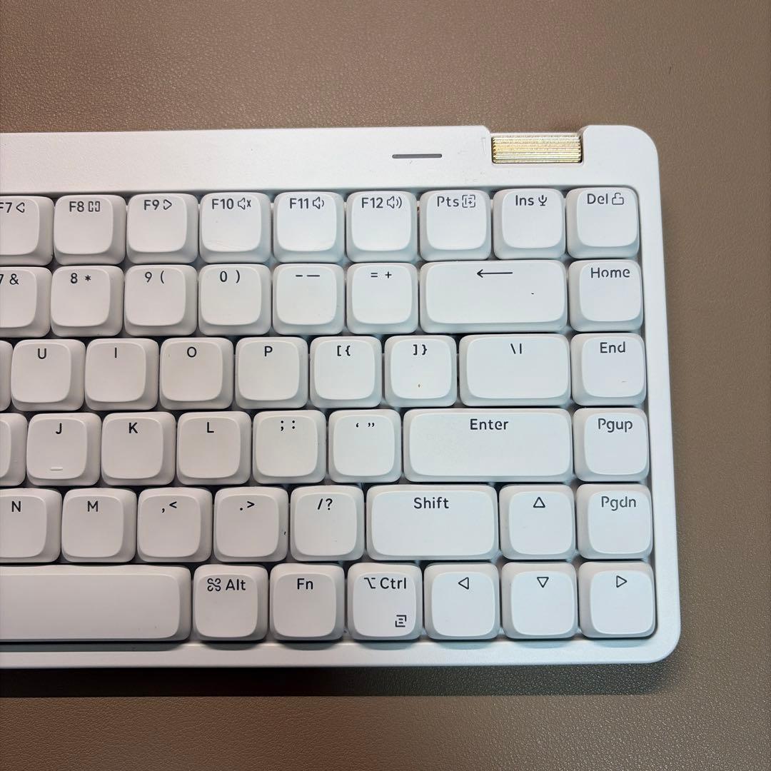 LoFree FLOW LITE キーボード