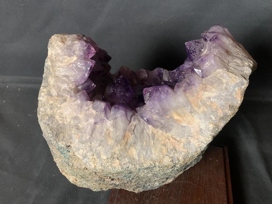 アメジストクラスター 紫水晶 鑑賞石 天然原石 14kg パワーストーン