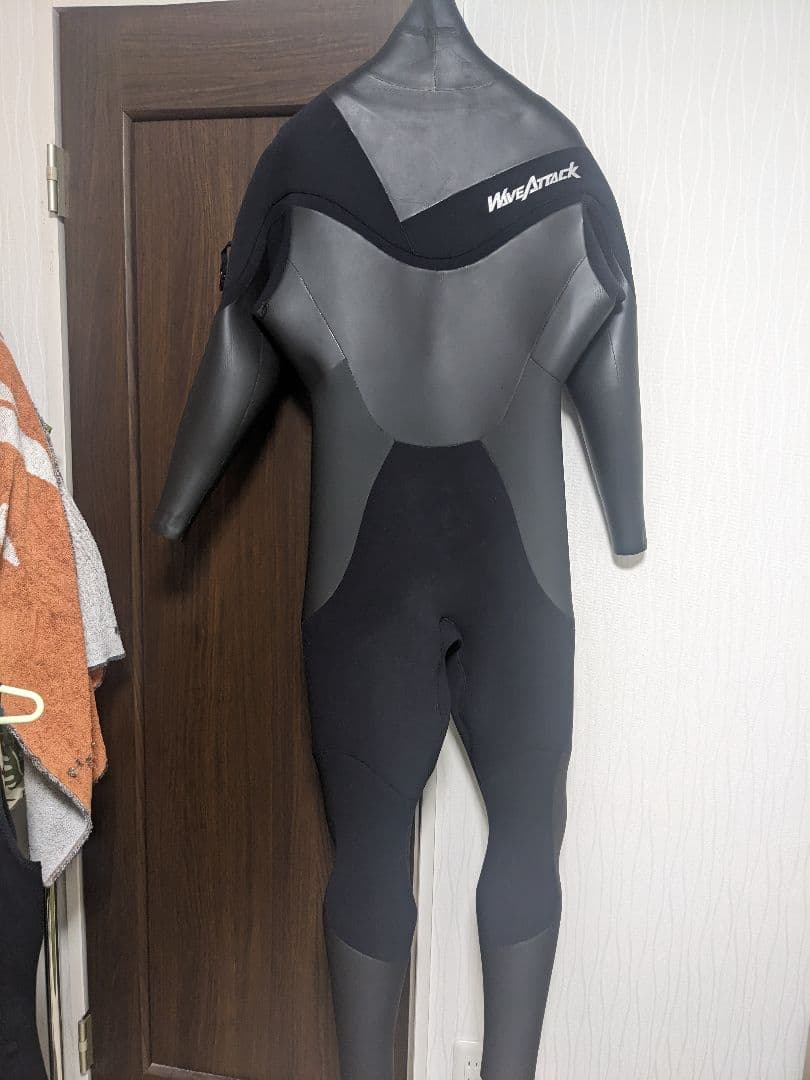 Wave Attack 【DOVE 製】 セミドライ 5mm×3mm　裏起毛