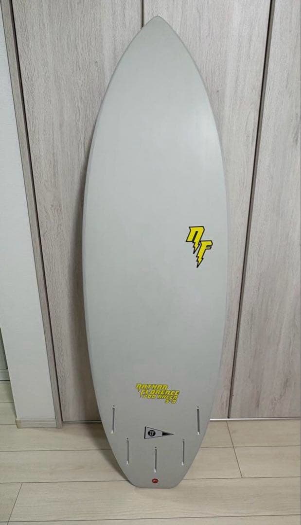 パイゼル JJF SOFT TOP 5'9フィン、リーシュ、ハードケース付