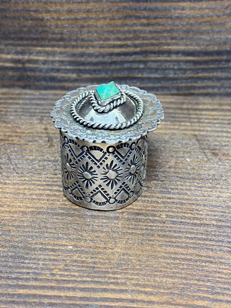 シルバー　小物入れ　インディアンジュエリー