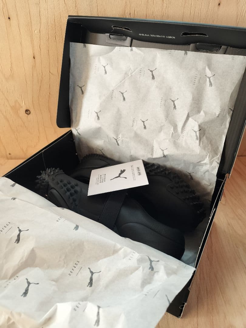 【新品】天然皮革スニーカー 「PUMA」Mostro Fey　UK5 24cm