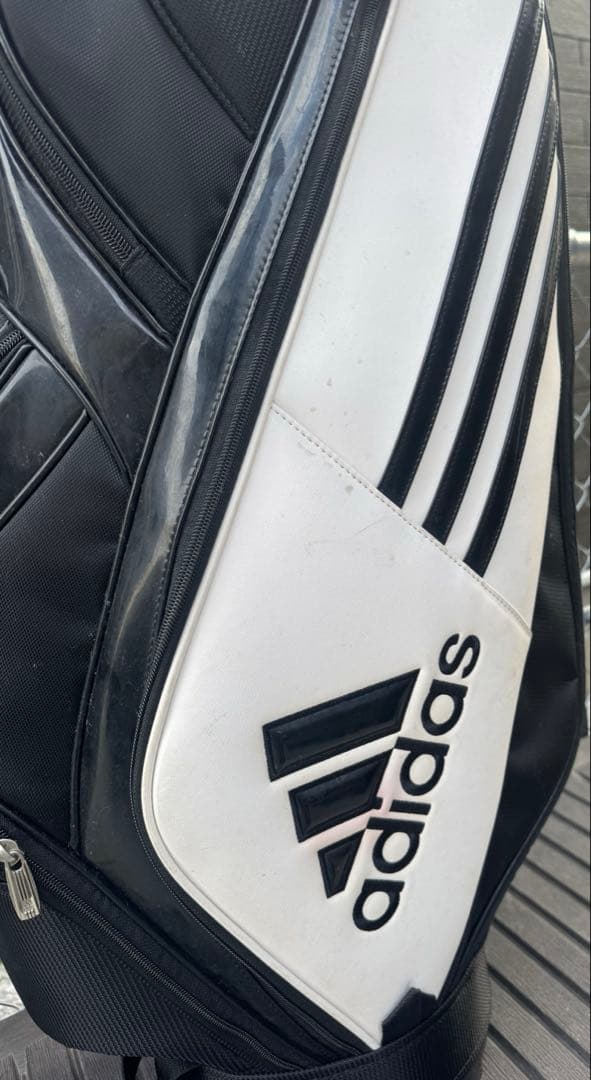 adidas アディダス キャディバッグ ブラック×ホワイト フード付き 4分割