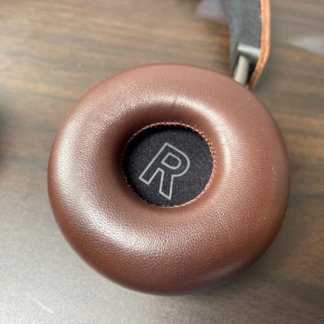 B&O BEOPLAY H8 ワイヤレスヘッドフォン(Bang&Olufsen)