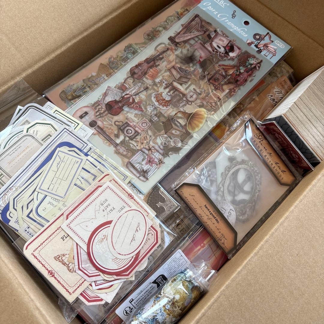 3 断捨離　セット　コラージュ　まとめ　素材　日記　紙もの　おすそ分け