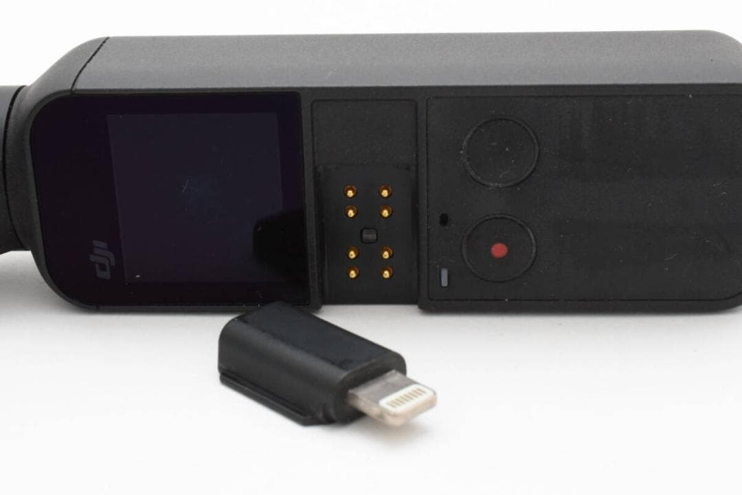 【美・完動品】DJI OSMO POCKET OT110 ビデオカメラ ケース付