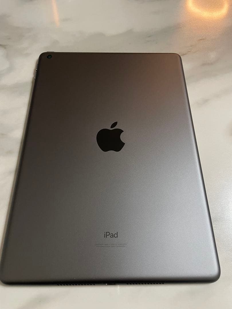 iPad スペースグレー 本体