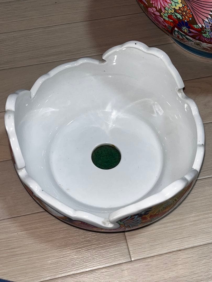 【圧倒的最安価格】有田焼 勝右衛門作 染錦 金彩色絵花鳥紋 飾壺 【再出品】