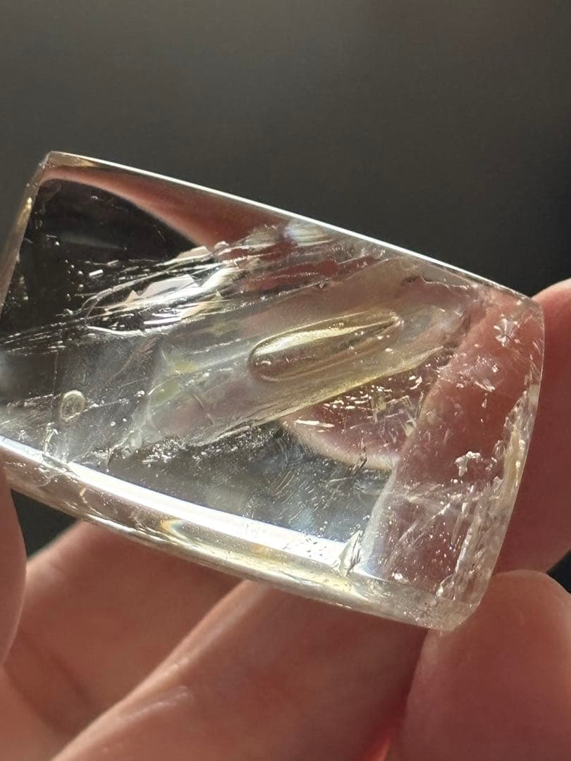 レア　大きめ水入り水晶　マイカ流砂　28g エレスチャル　レインボーありよく動く