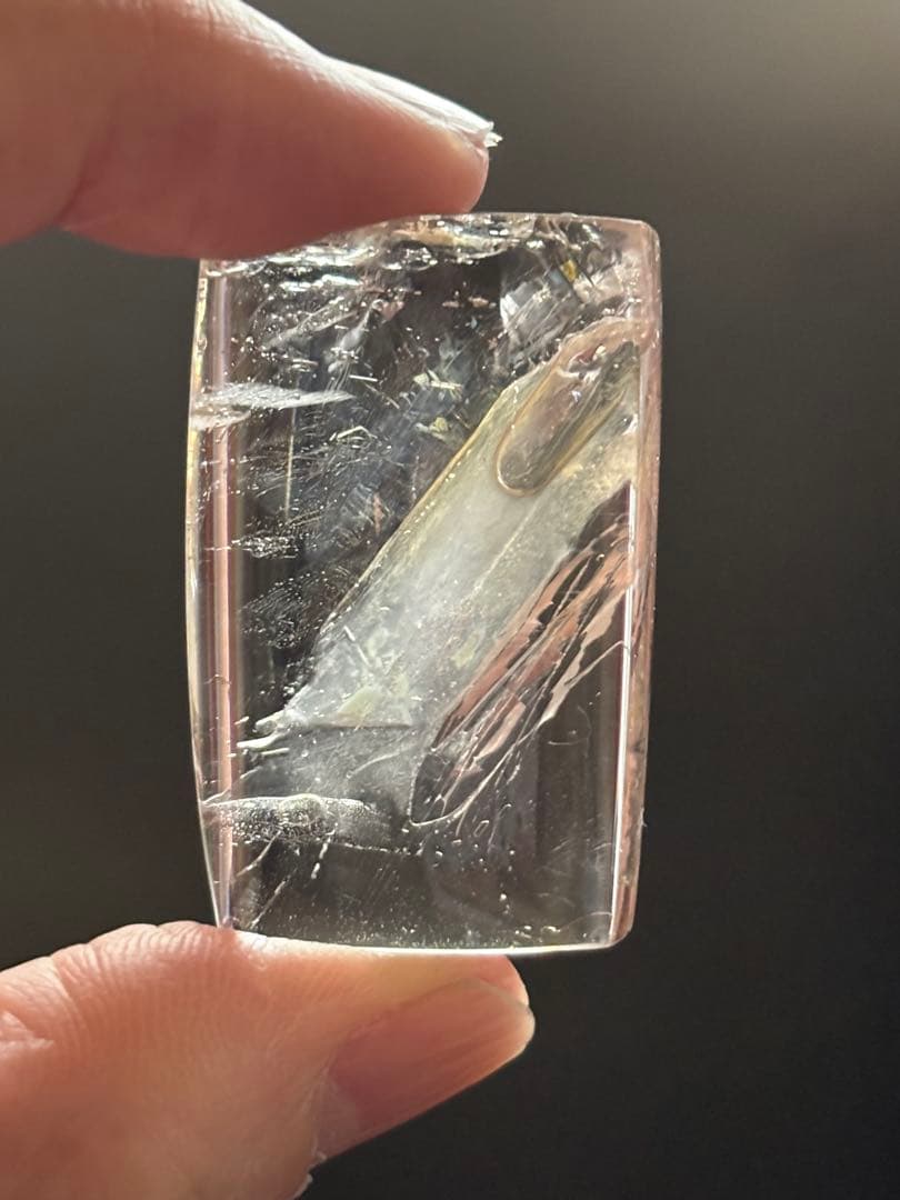 レア　大きめ水入り水晶　マイカ流砂　28g エレスチャル　レインボーありよく動く