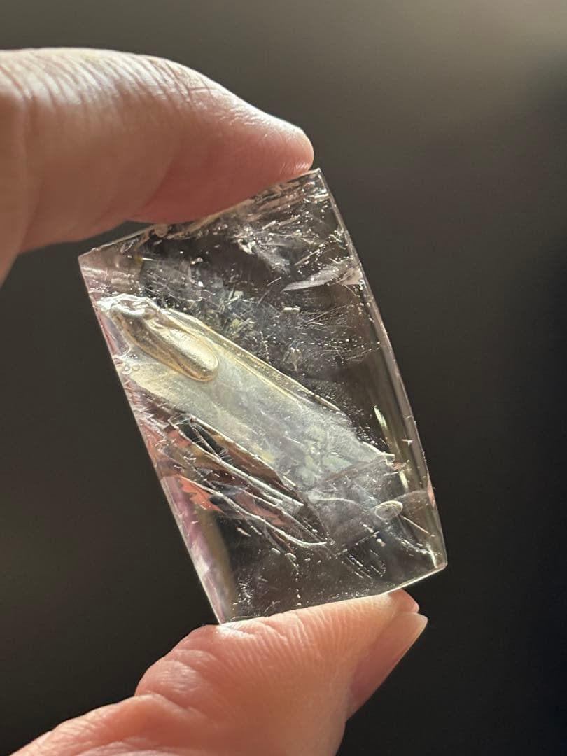 レア　大きめ水入り水晶　マイカ流砂　28g エレスチャル　レインボーありよく動く