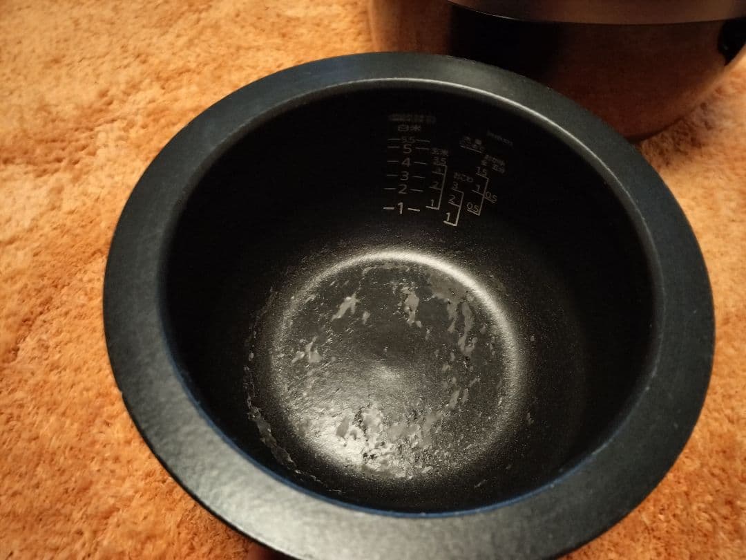 タイガー高級土鍋圧力IH炊飯ジャー（5.5合炊き）