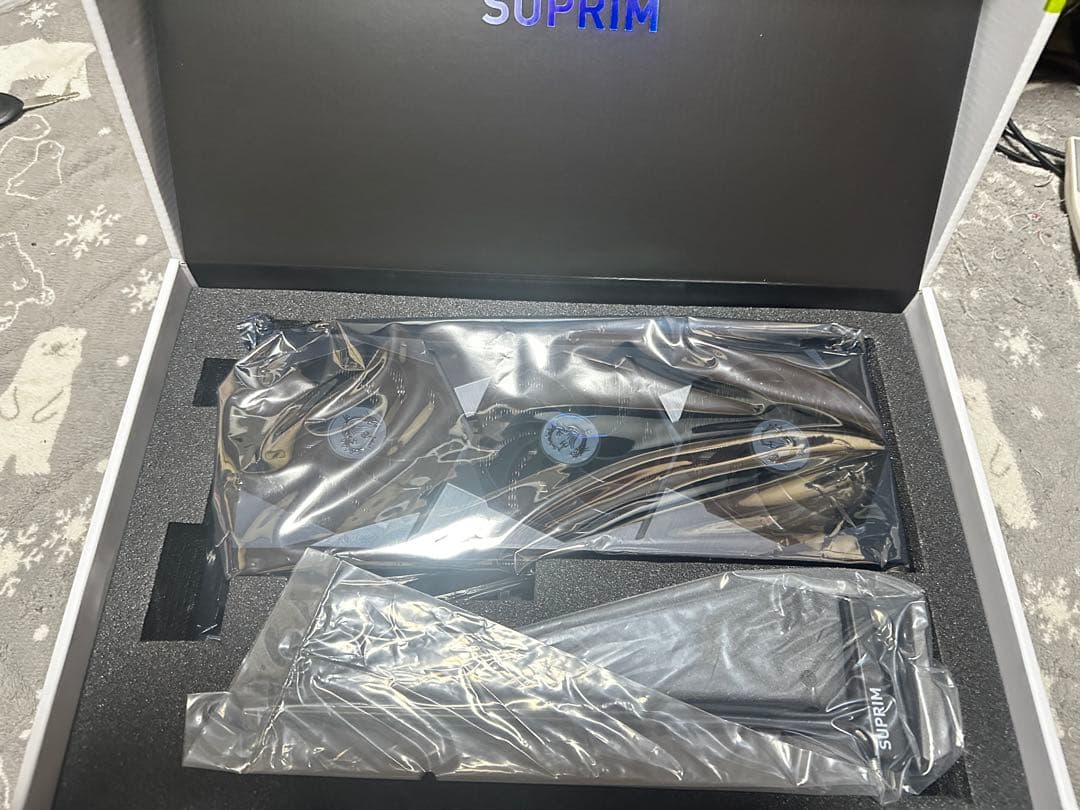 MSI GeForce RTX 3070 Ti SUPRIM X中古美品