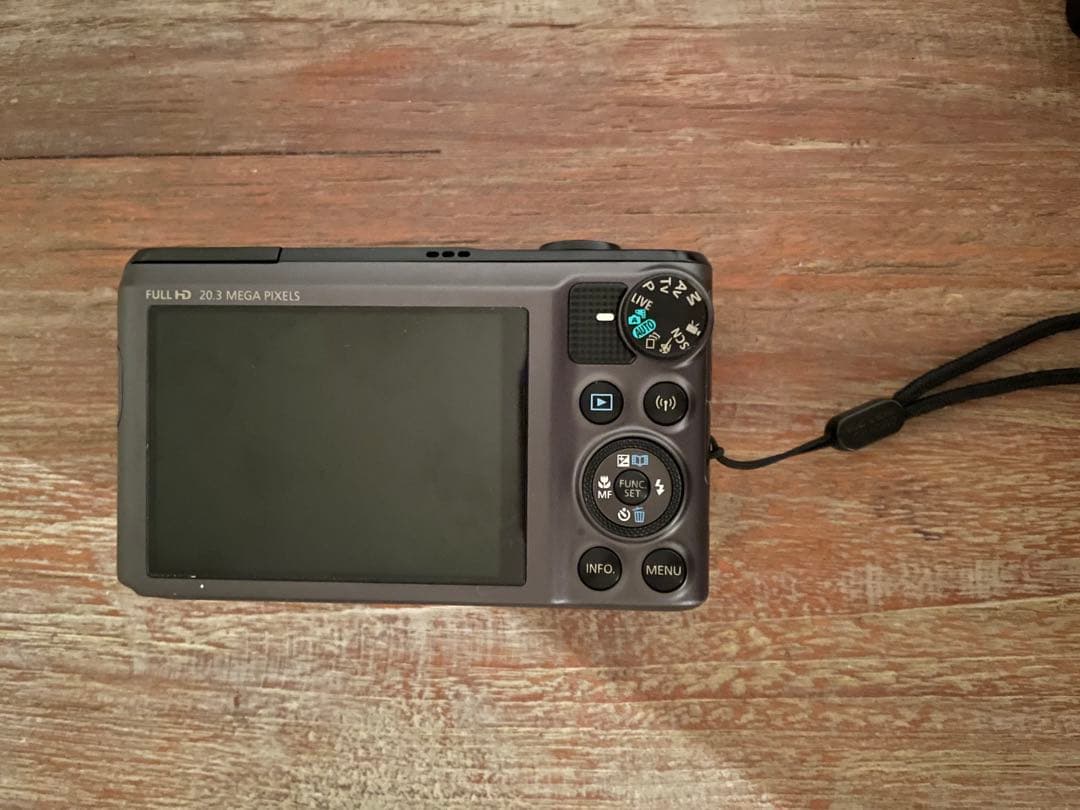 キャノン　Canon SX720HS