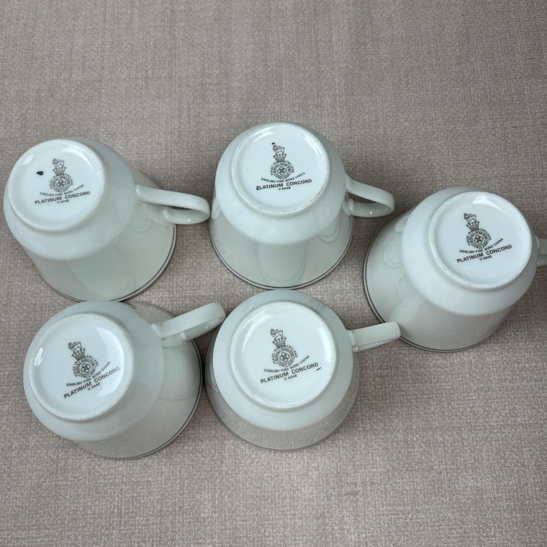 43ロイヤルドルトン  Dolton プラチナコンコード ティーセット