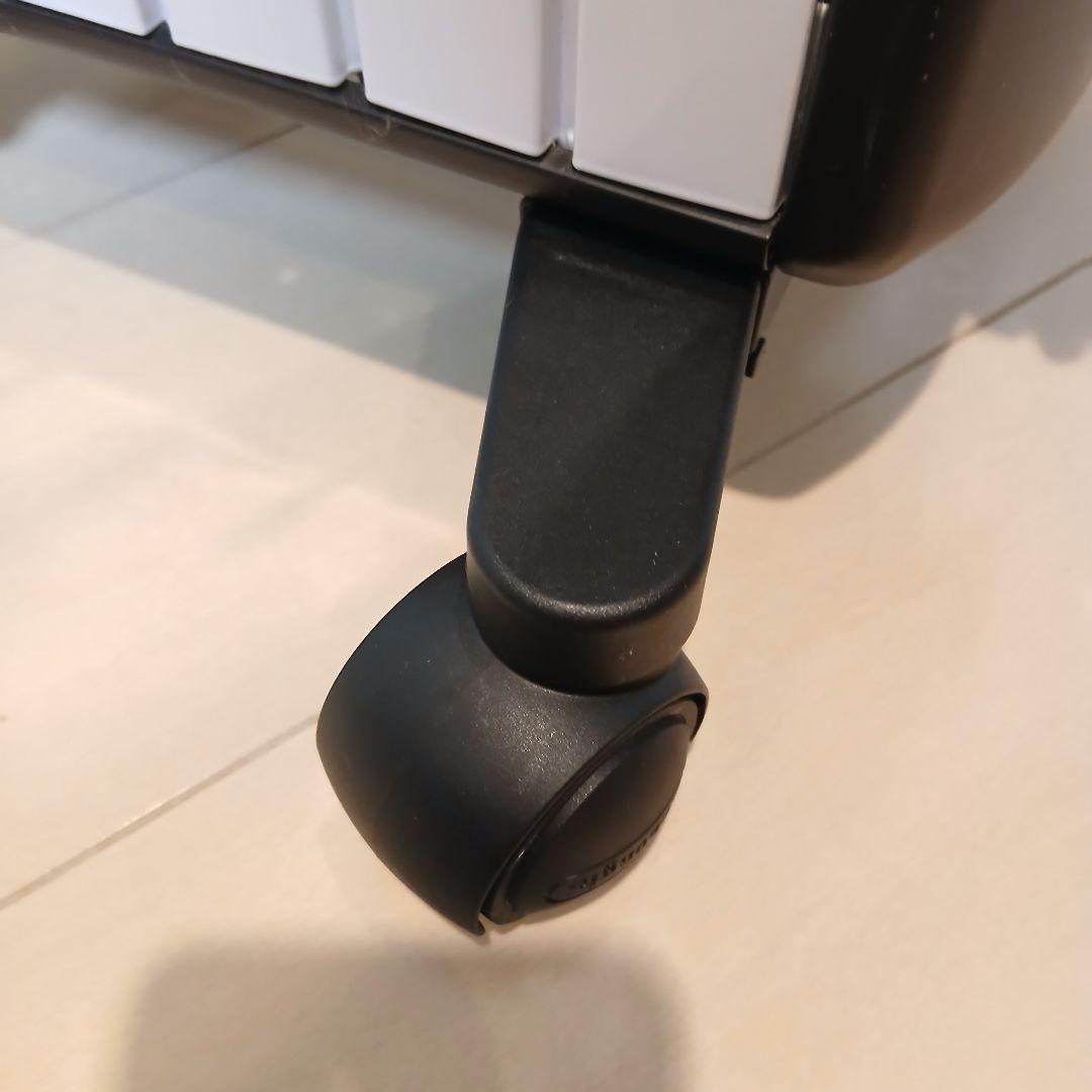 【美品】 デロンギ マルチダイナミックヒーター MDH09-BK