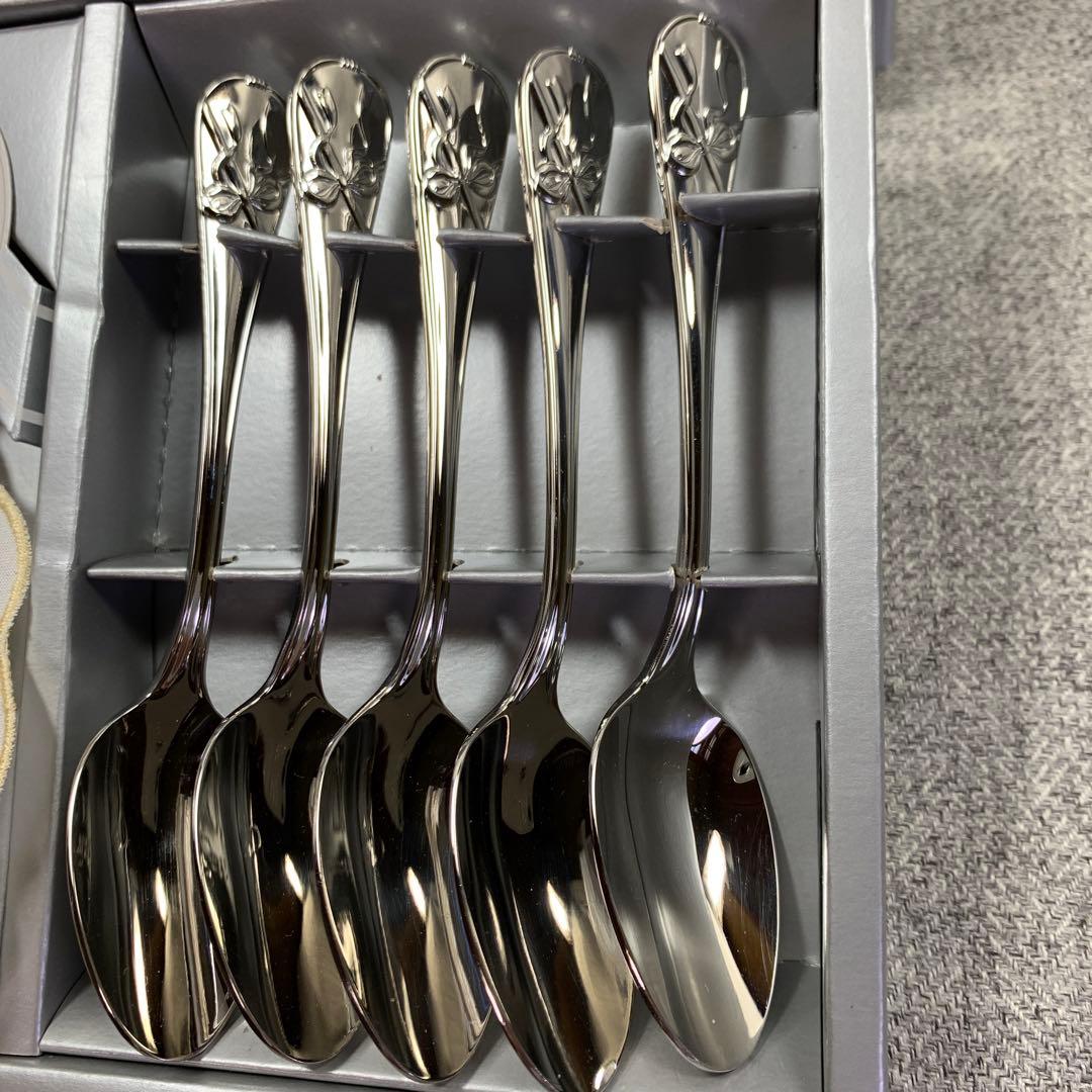 クリスチャンディオール　マーガレット　コースター　スプーン　コーヒー　リボン