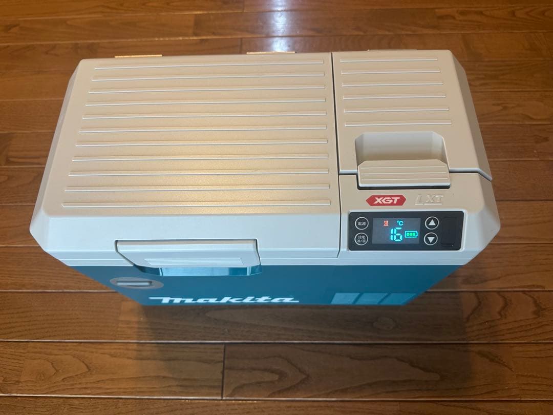 【美品】　マキタ　保冷温庫　CW003GZ