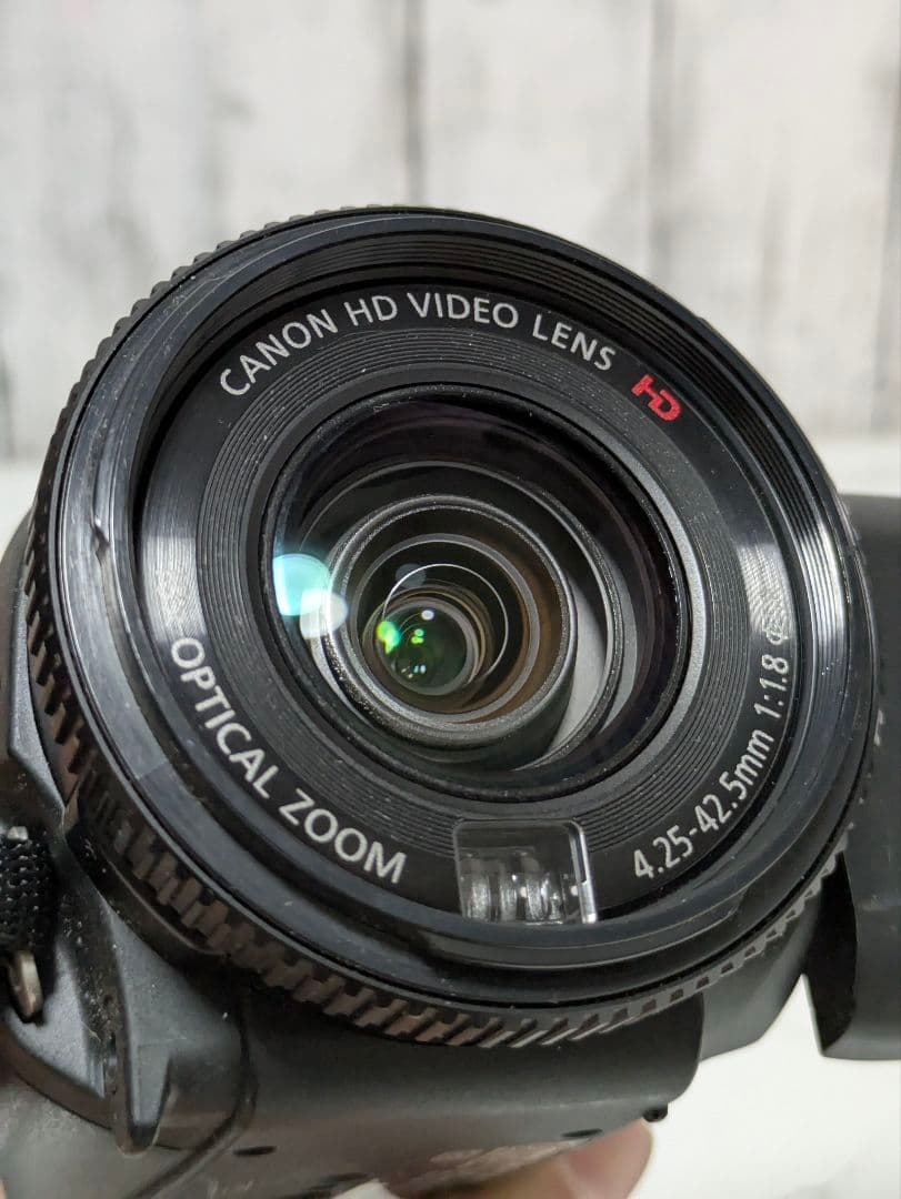 Canon　iVIS HF G20
