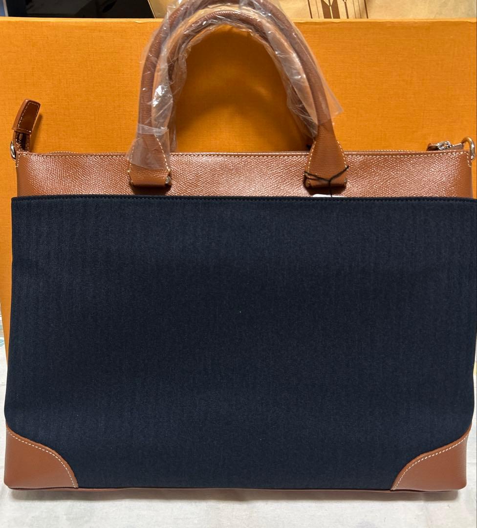 新品TAKEO KIKUCHI タケオキクチ　ビジネスバッグ紺ブリーフケース本革