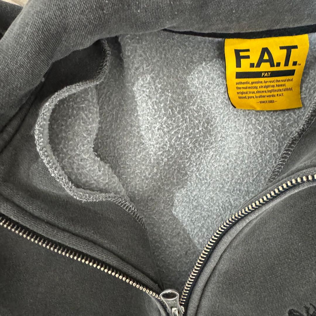 F.A.T. ハーフジップ トレーナー
