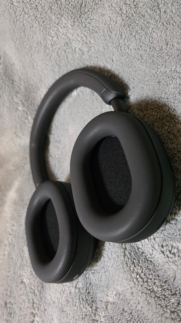 SONYソニー ワイヤレスヘッドホン ブラック WH-1000XM5/保証書あり