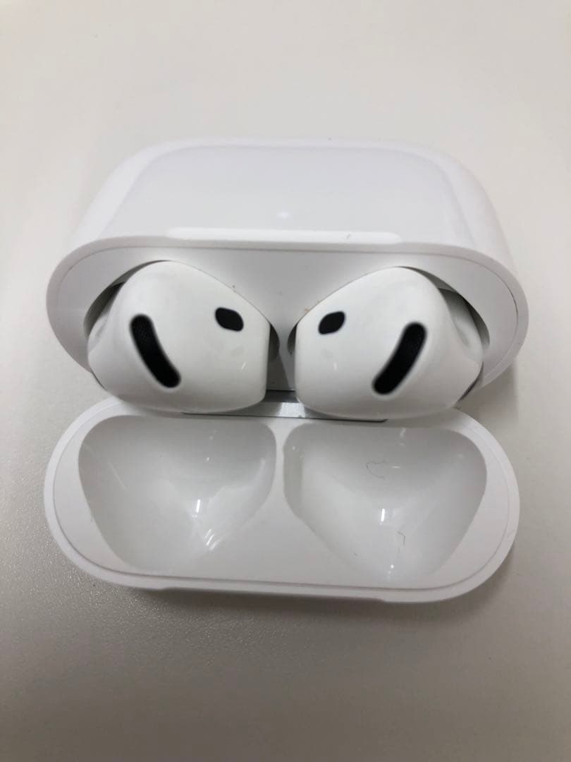 AirPods 4 本体