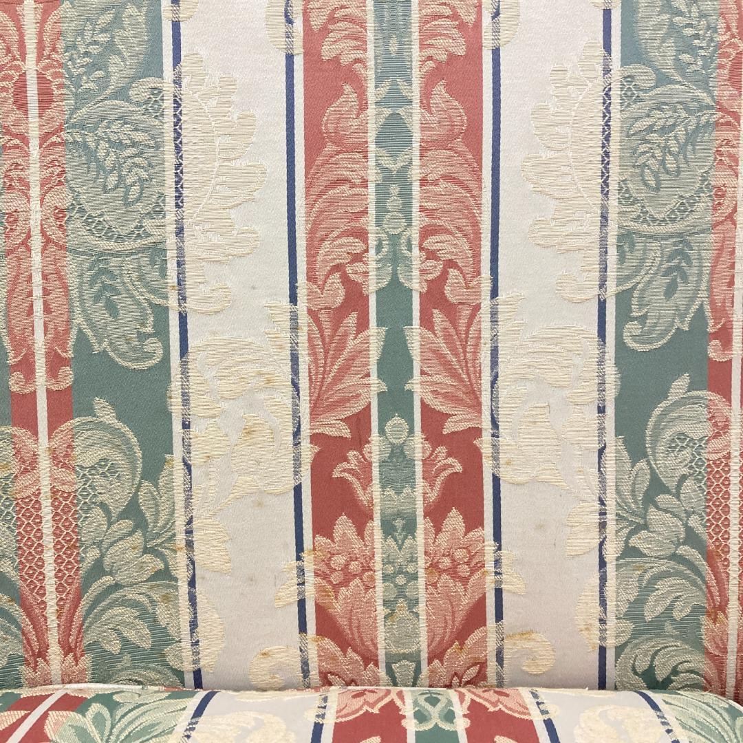 アンティーク調　クラシック　２人掛けソファ　ラブソファ　コンパクト