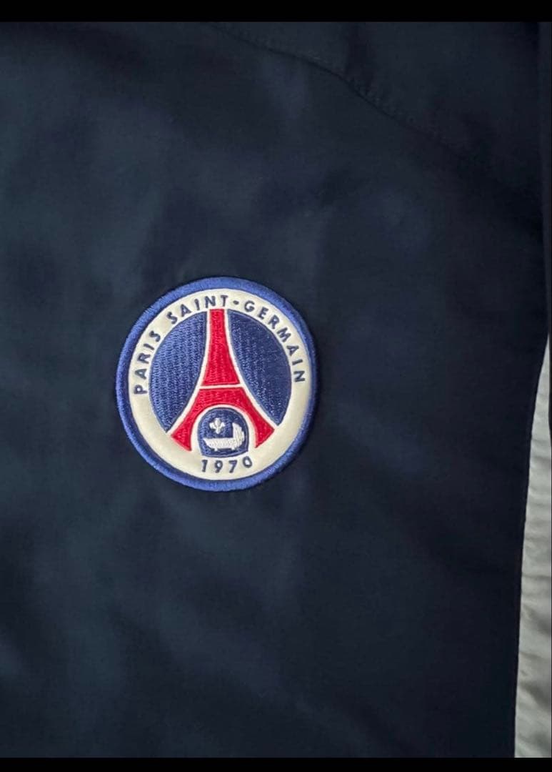 Nike パリサンジェルマン ナイロンジャケット　ヴィンテージ PSG
