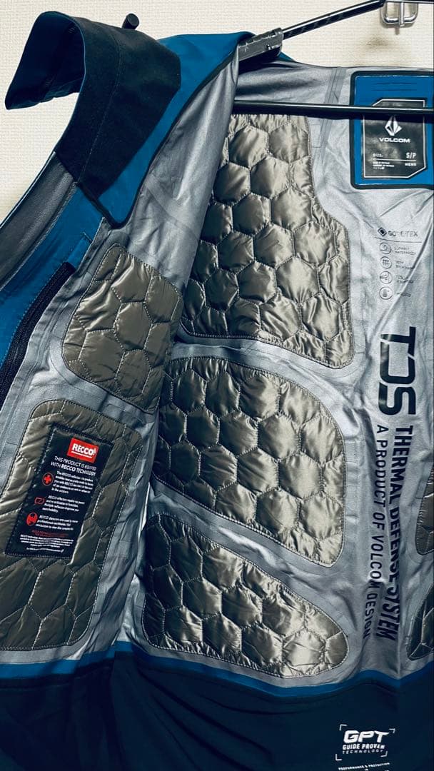 【新品】ボルコム・TDS INF ゴアジャケット・サイズ：S ※日本サイズのM