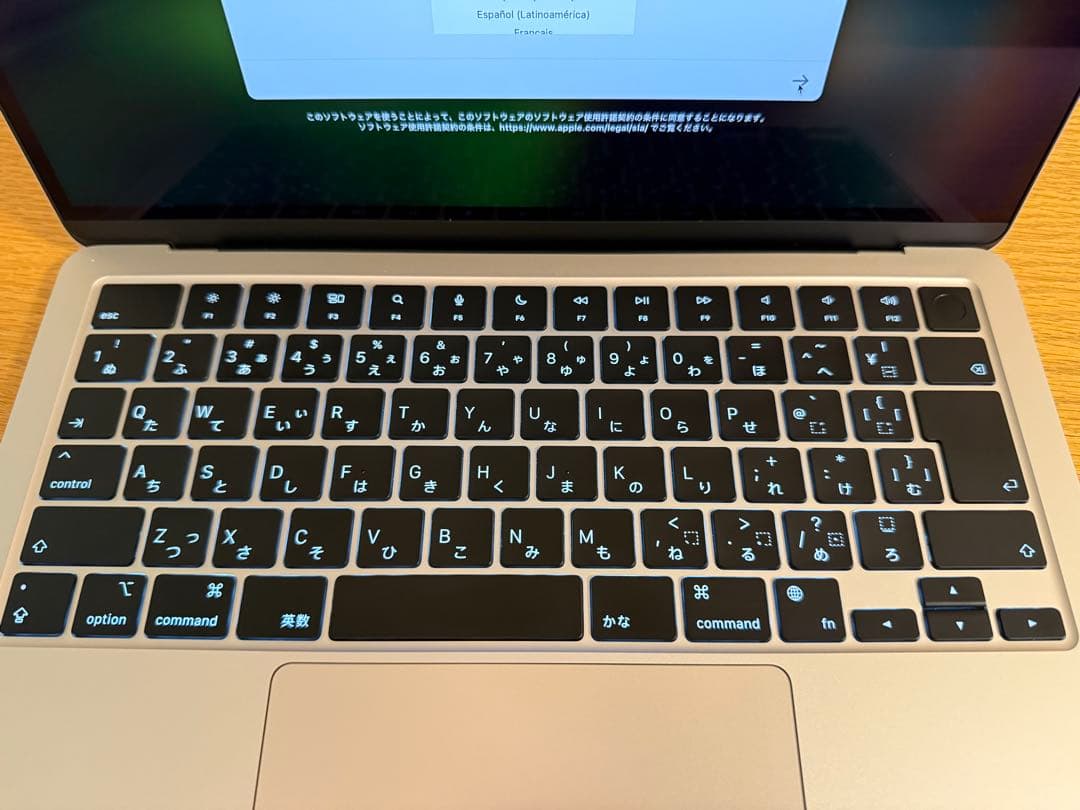 美品 MacBook Air M2 Apple Intelligence対応