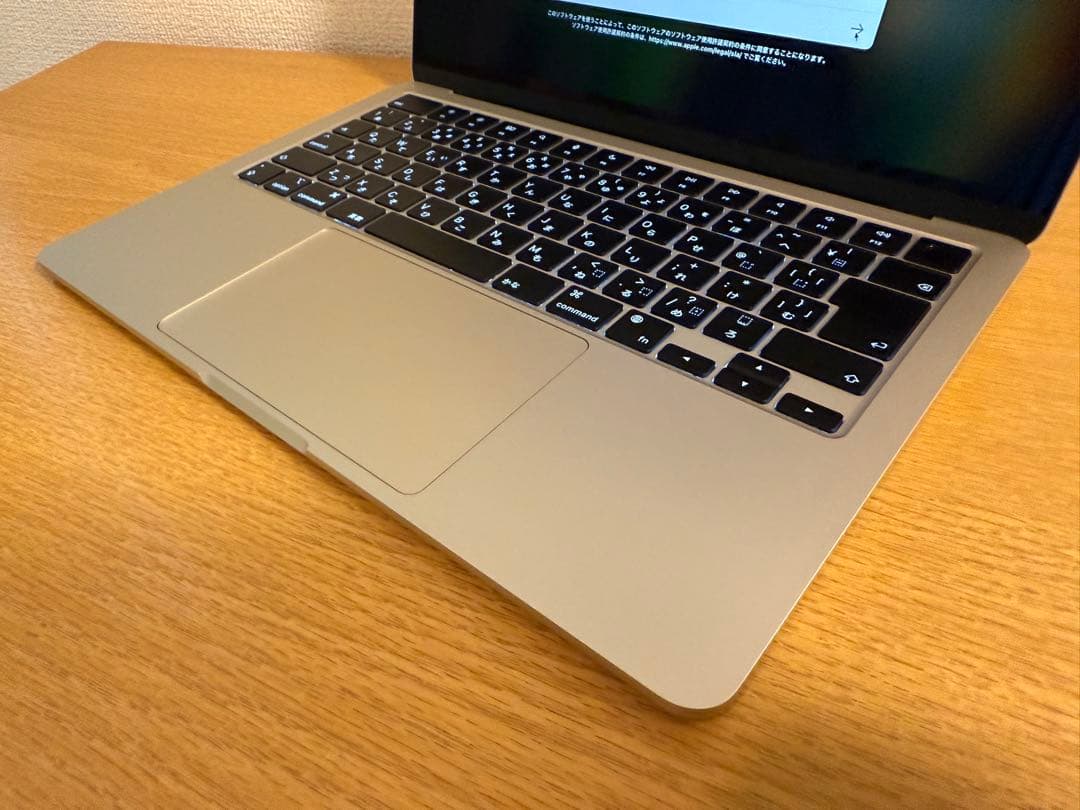 美品 MacBook Air M2 Apple Intelligence対応