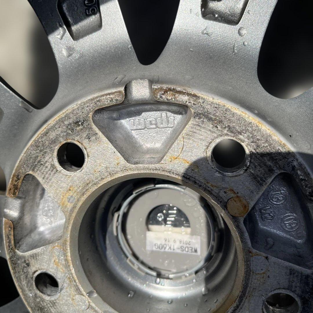 美品ピレリ製195/65r15スタッドレスタイヤをWEDS製アルミホイールに装着