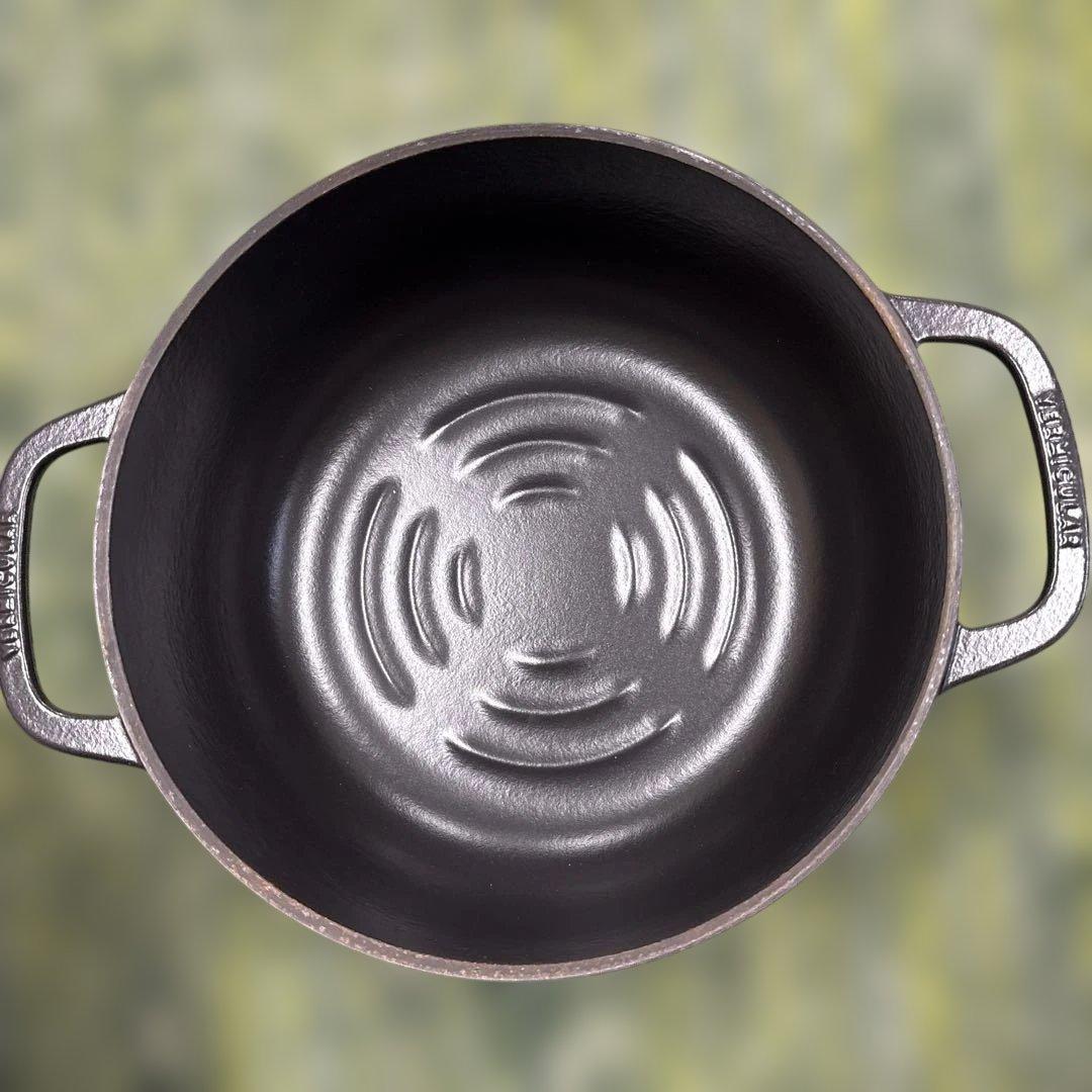 い*ん様 VERMICULAR 両手鍋 ダークグレー 鋳鉄製