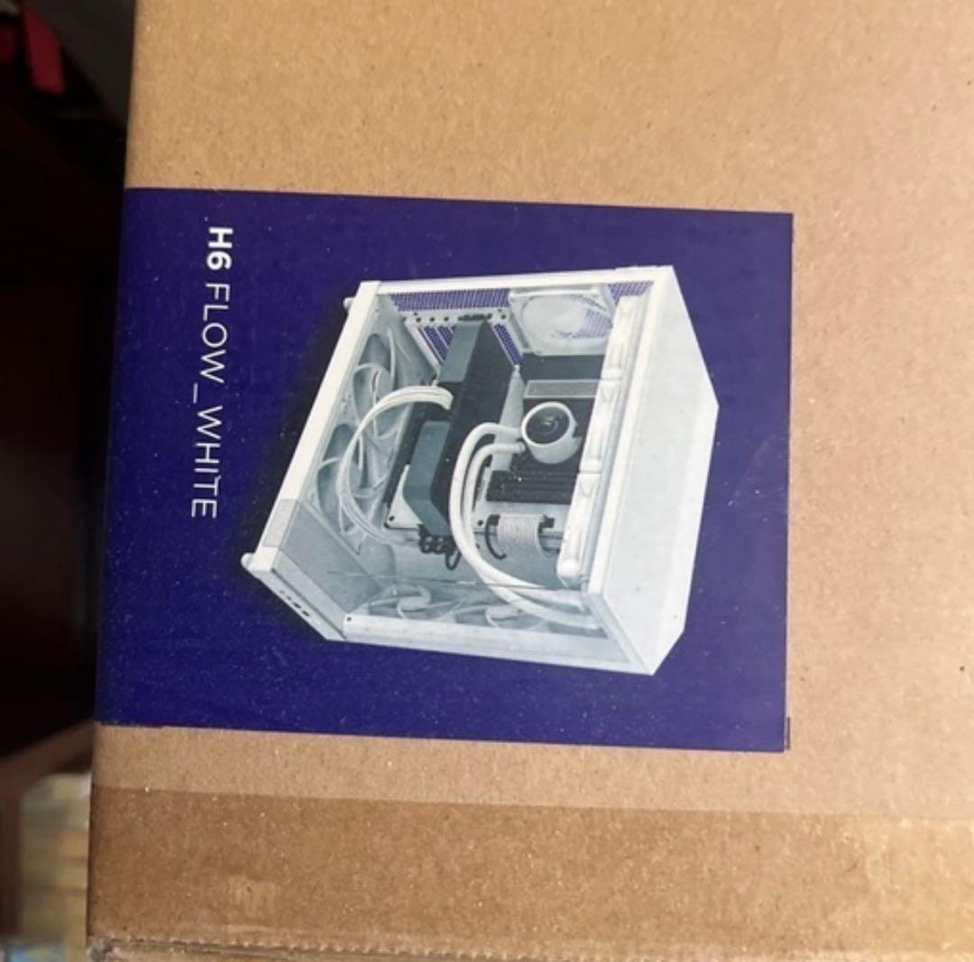 PCケース(NZXT H6flow)