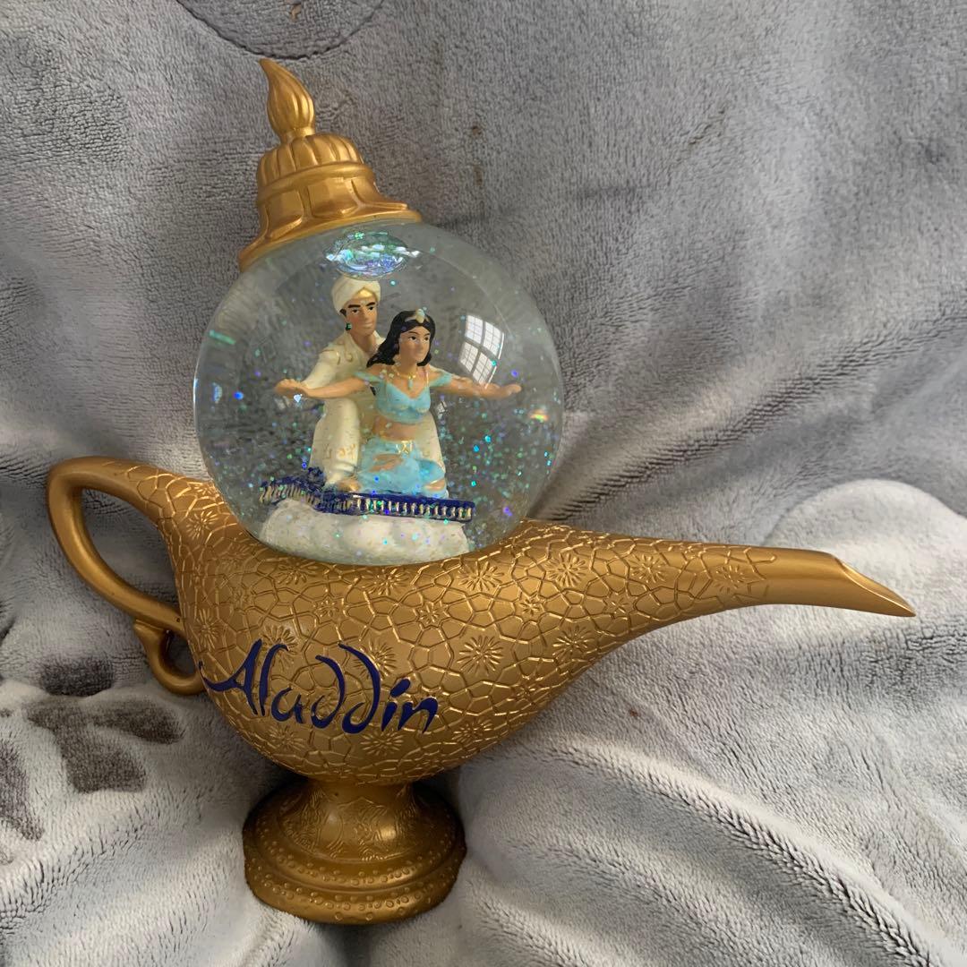 レア アラジン ディズニー スノードーム オルゴール　ニューヨーク