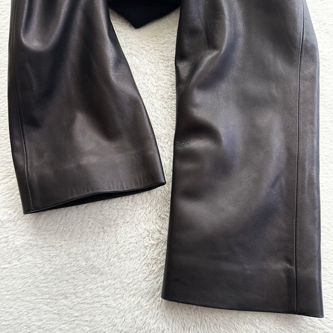 美品　現行　サルヴァトーレフェラガモ　ラムレザー　コート　ガンチーニ　シルク混