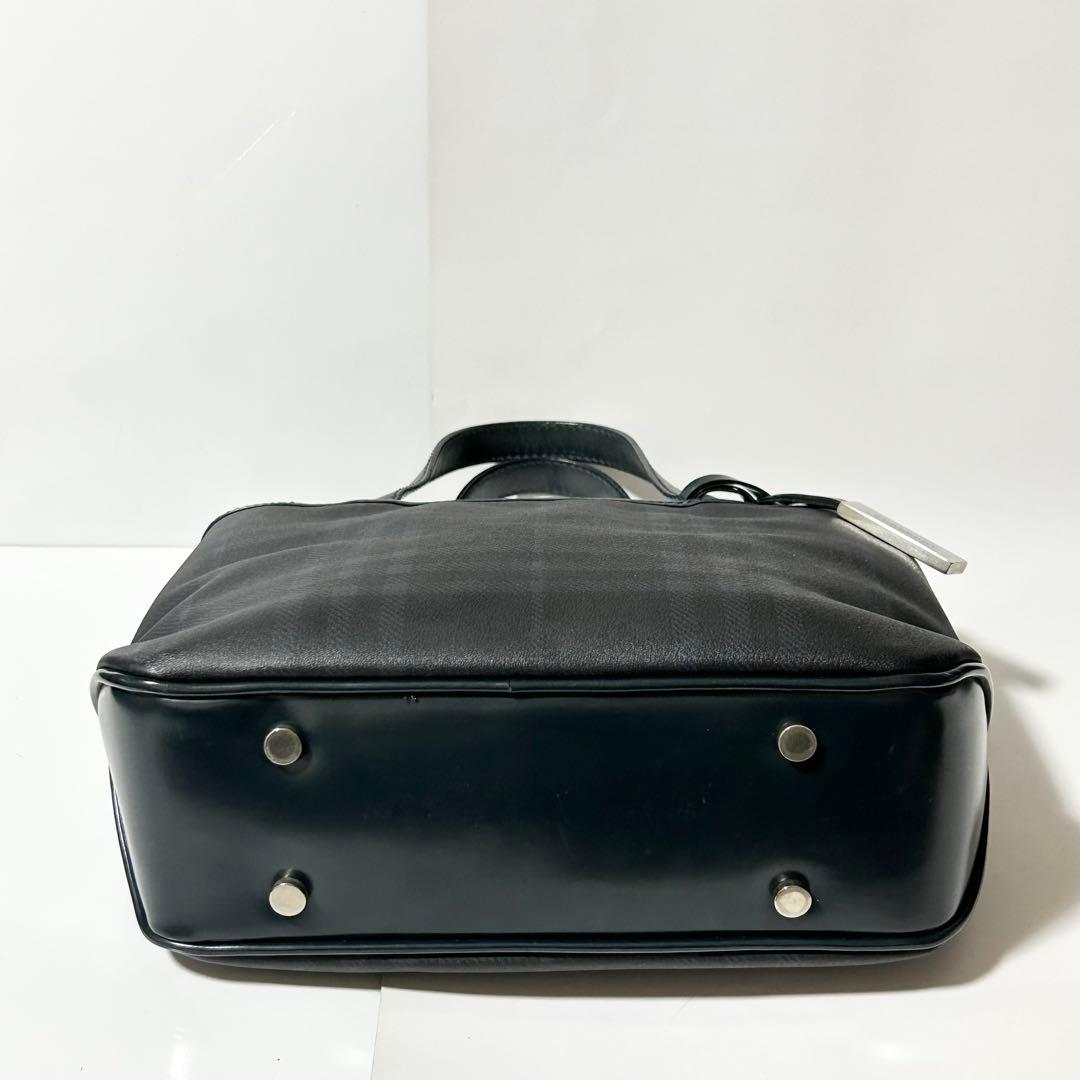 バーバリー ノバチェック PVC レザー ハンドバッグ トートバッグ ネイビー