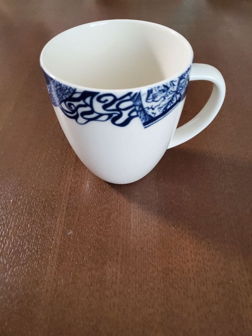 未使用　アラビア　ピエンナル　お皿3枚&マグカップ　4点セット