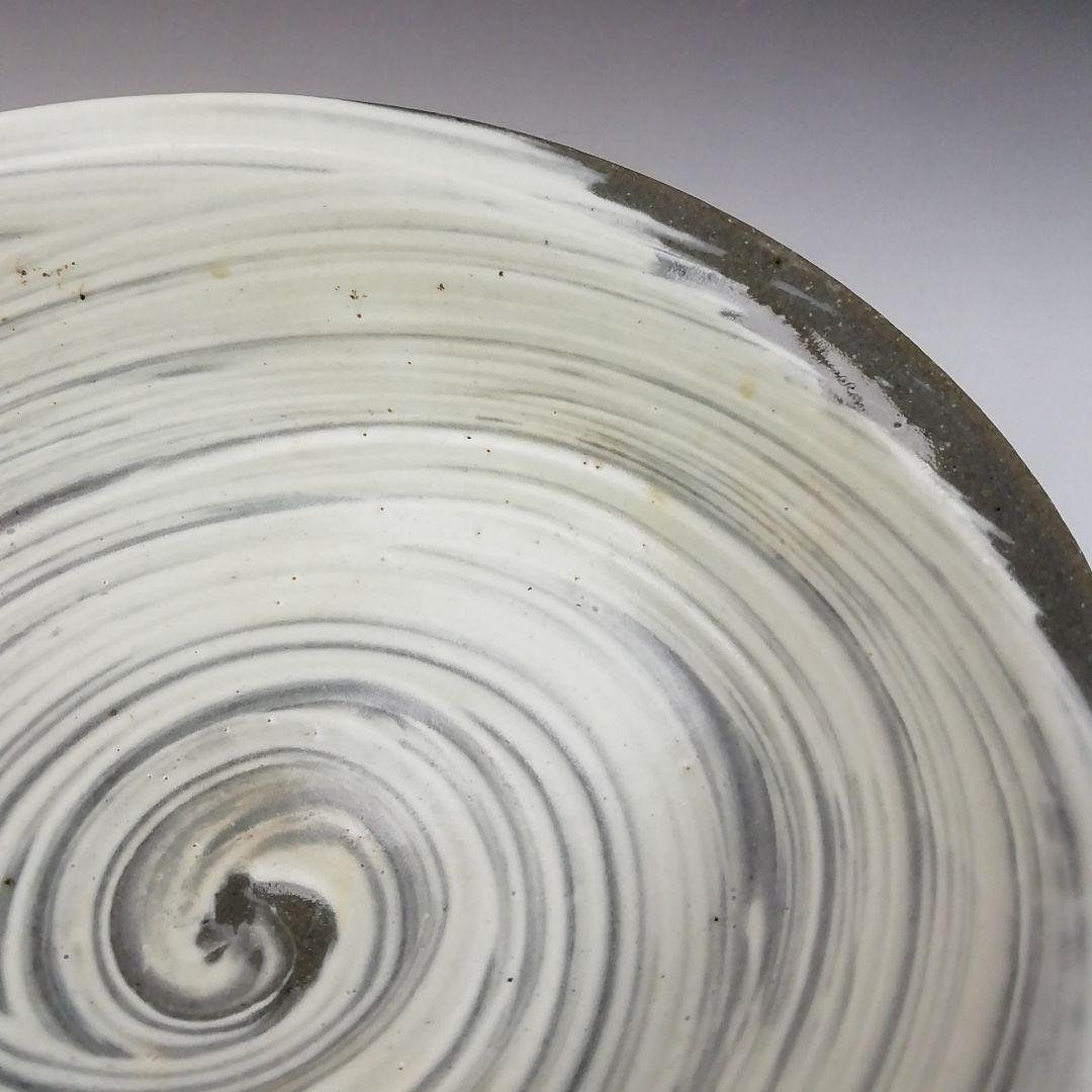 Ｔ５４９　茶碗　『絵刷毛目　茶碗』『楽山窯造』　共箱　抹茶碗　茶道具