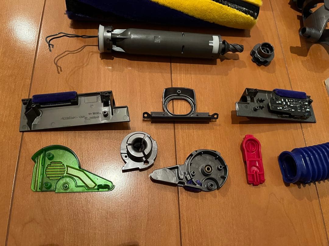 ダイソン　FLUFFY OPTIC micro 1.5kg 完全分解・洗浄整備