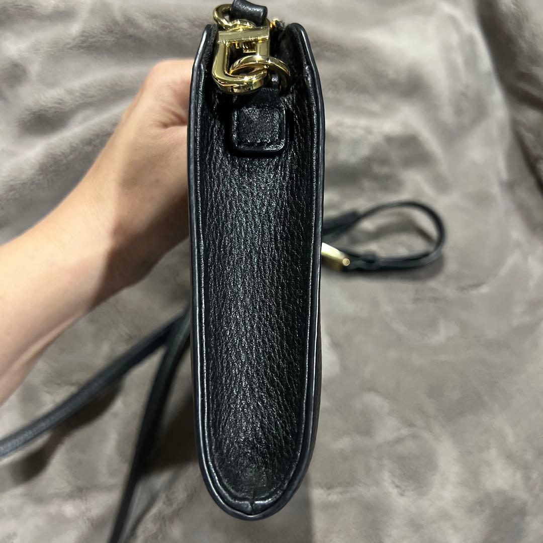 Tory Burch ブラックショルダーバッグ