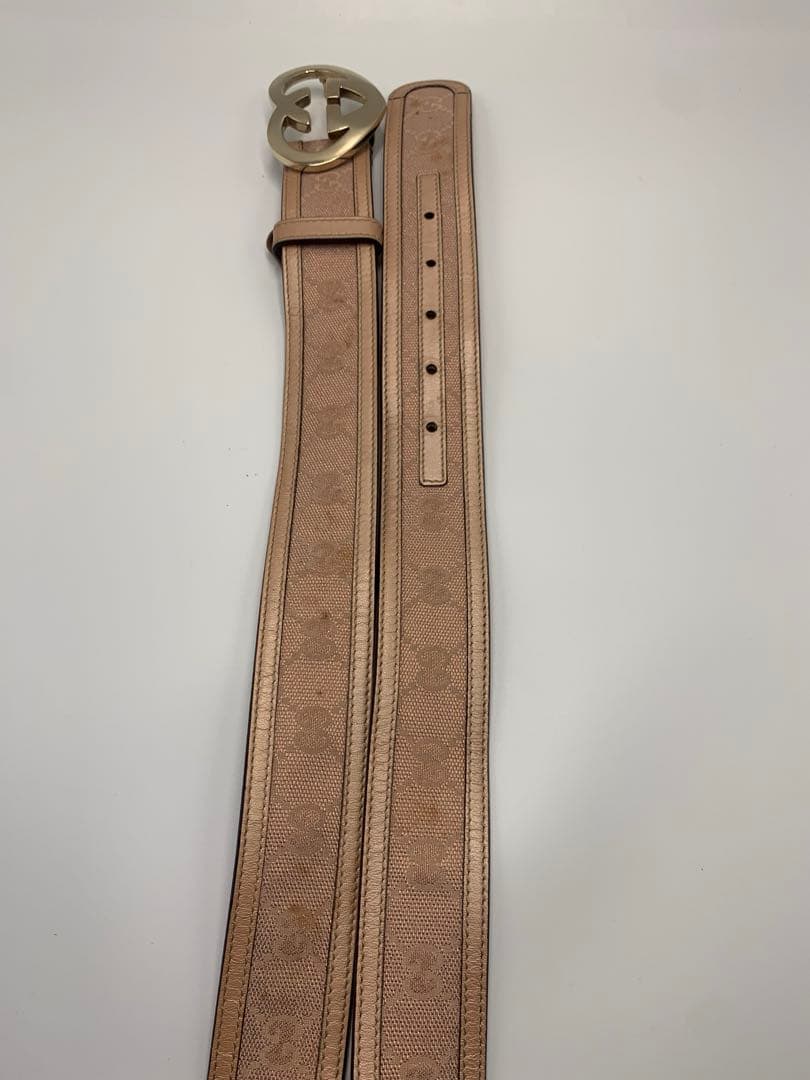 美品‼️GUCCI グッチ ベルトハートベルト ピンク　レディース P55