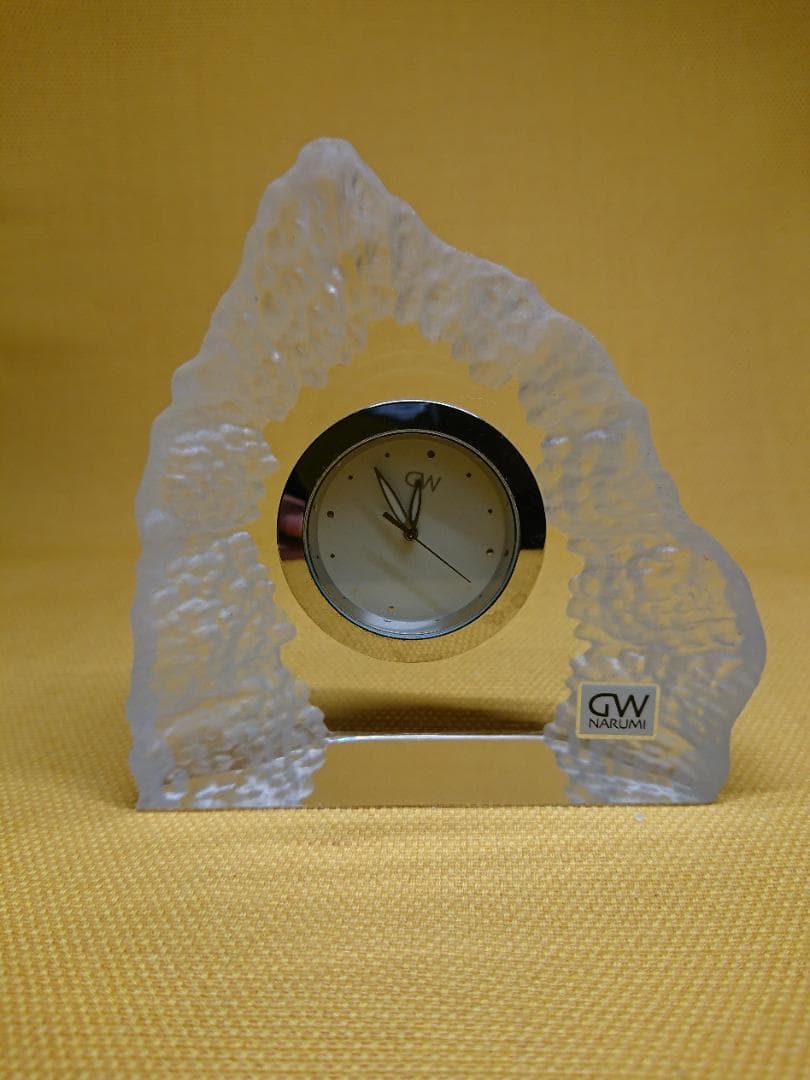 【美品】クリスタルガラス　置き時計　置物　インテリア　工芸品　美術品　A1670